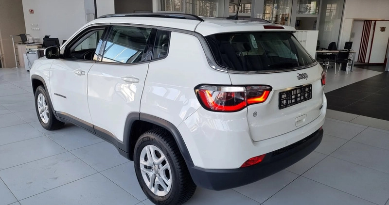 Jeep Compass cena 78000 przebieg: 108920, rok produkcji 2018 z Skoczów małe 301